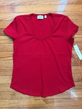 Cyrus Red Ribbed Scoop Neck Short Sleeve Top